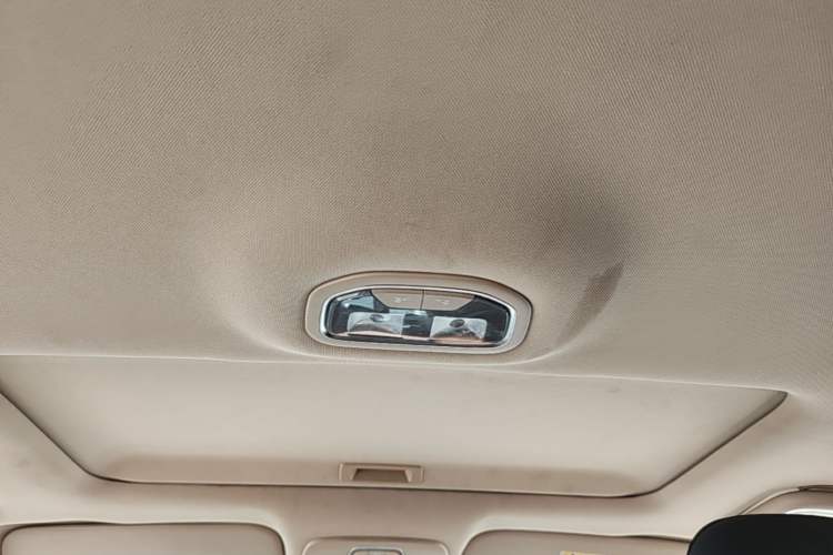 Used Geely Auto Vision S1 2018 1.4T CVT FENGXING Model Headliner