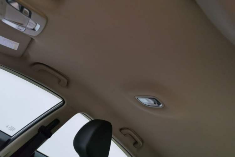 Used Geely Auto Vision S1 2018 1.4T CVT Fengchi Model Headliner
