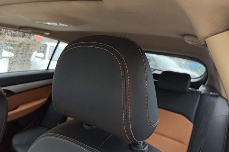 Used Geely Auto Vision S1 2018 1.4T CVT FENGXING Model Headliner