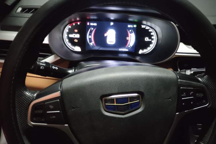 Used Geely Auto Vision S1 2018 1.4T CVT FENGXING Model Instrument Cluster