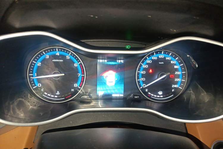 Used Geely Auto Vision S1 2018 1.4T CVT Fengchi Model Instrument Cluster