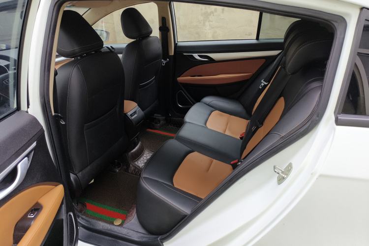 Used Geely Auto Vision S1 2018 1.4T CVT Fengchi Model Interior 2