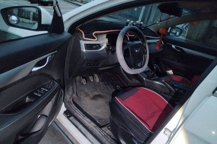 Used Geely Auto Vision S1 2018 1.5L Manual FENGXING Model Interior 3