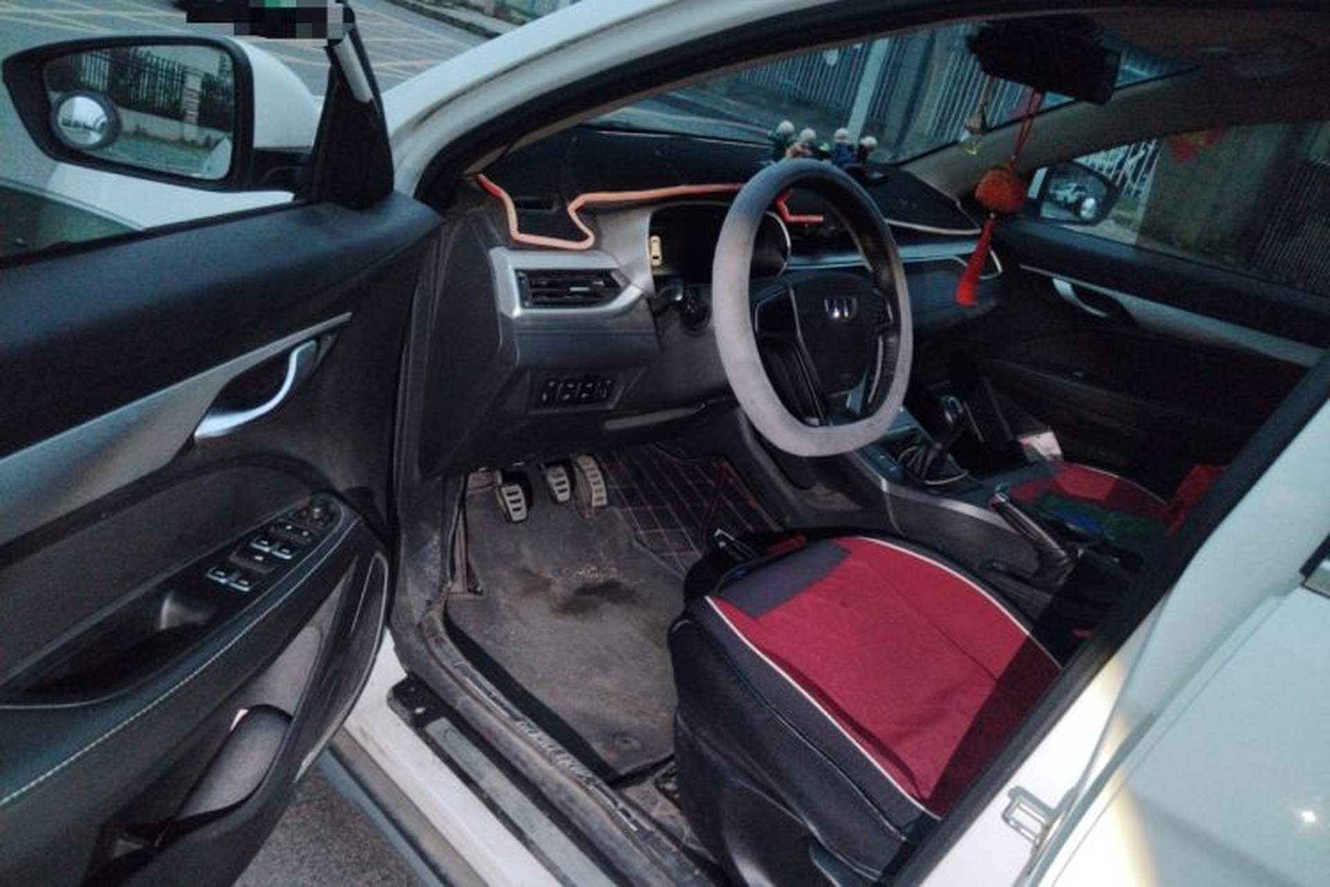 Used Geely Auto Vision S1 2018 1.5L Manual FENGXING Model Interior 3