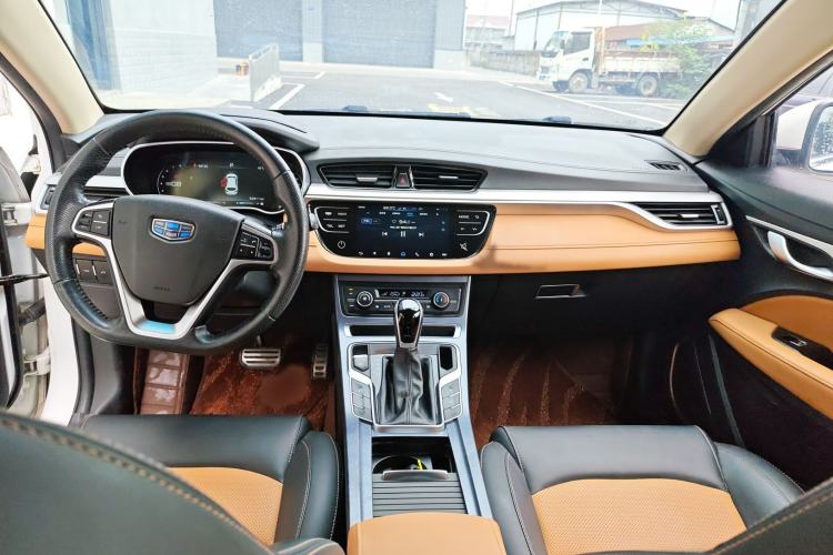 Used Geely Auto Vision S1 2018 1.4T CVT FENGXING Model Interior 3
