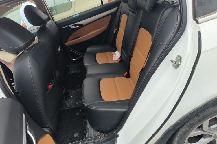 Used Geely Auto Vision S1 2018 1.4T CVT FENGXING Model Interior 4