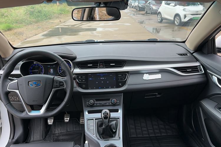 Used Geely Auto Vision S1 2018 1.5L Manual Fong Chi Model Interior 4