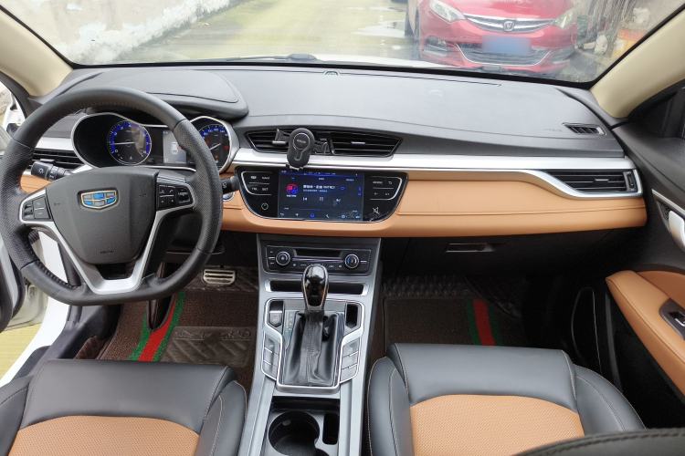Used Geely Auto Vision S1 2018 1.4T CVT Fengchi Model Interior 5