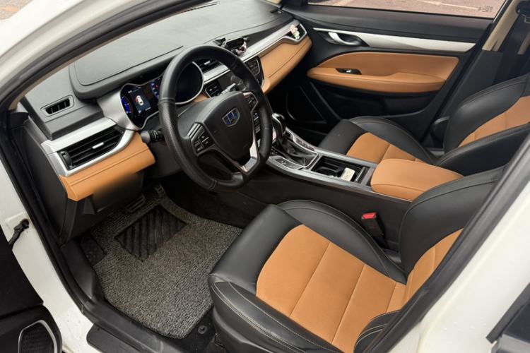 Used Geely Auto Vision S1 2018 1.4T CVT Fengchi Model Interior 8