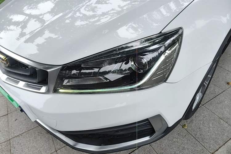 Used Geely Auto Vision S1 2018 1.5L Manual FENGXING Model Left Front Headlight