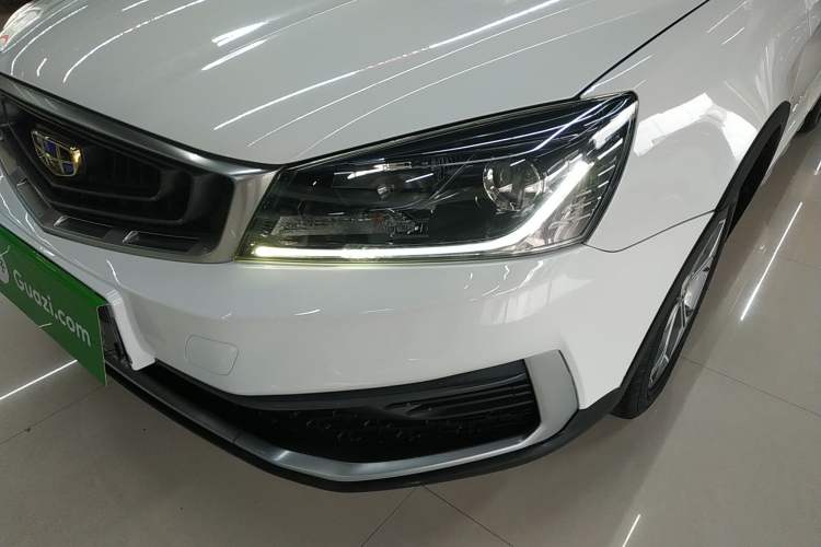 Used Geely Auto Vision S1 2018 1.5L CVT FENGXING Model Left Front Headlight