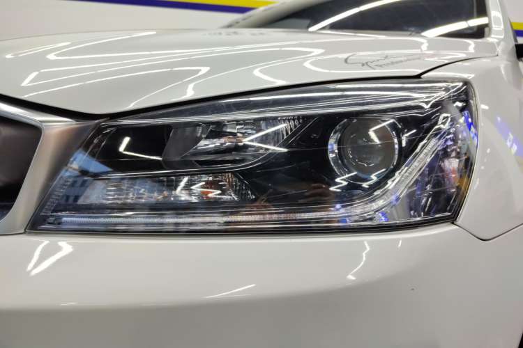 Used Geely Auto Vision S1 2018 1.5L Manual FENGXING Model Left Front Headlight