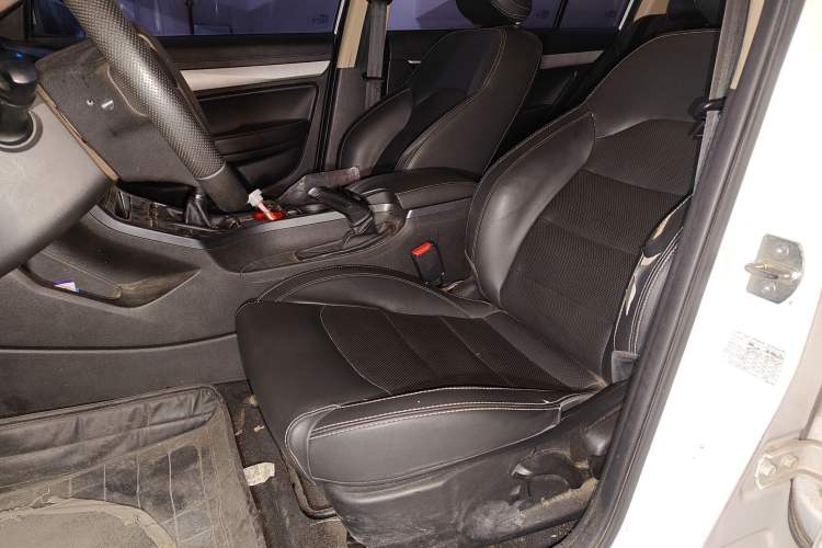 Used Geely Auto Vision S1 2018 1.5L Manual FENGXING Model Left Front Seat
