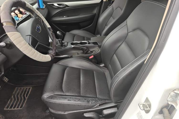 Used Geely Auto Vision S1 2018 1.5L Manual FENGXING Model Left Front Seat