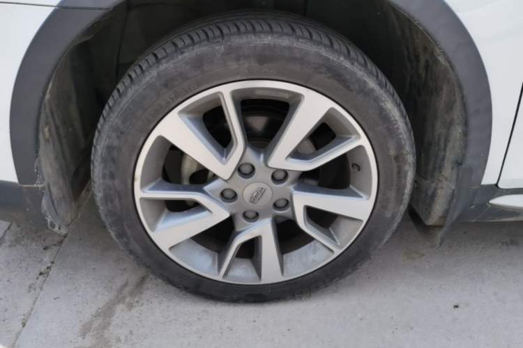 Used Geely Auto Vision S1 2018 1.4T CVT Fengchi Model Left Front Wheel Hub