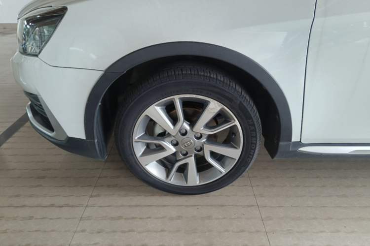 Used Geely Auto Vision S1 2018 1.5L CVT Fongchi Model Left Front Wheel Hub