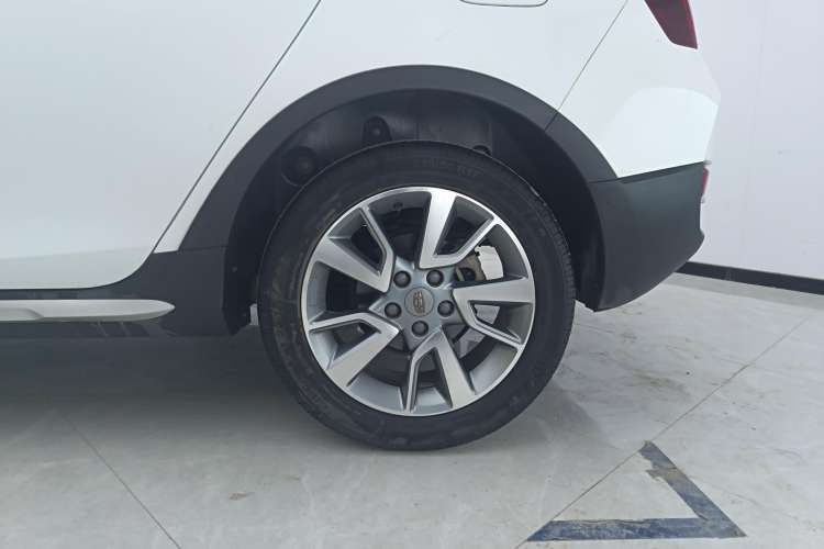 Used Geely Auto Vision S1 2018 1.5L Manual Fong Chi Model Left Front Wheel Hub
