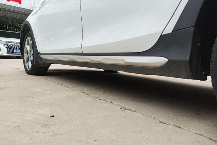Used Geely Auto Vision S1 2018 1.5L Manual FENGXING Model Left Side Sill