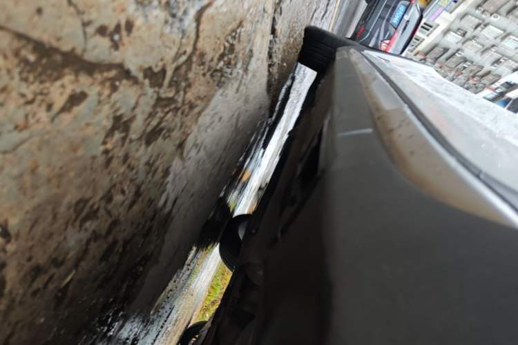 Used Geely Auto Vision S1 2018 1.4T CVT FENGXING Model Left Side Sill