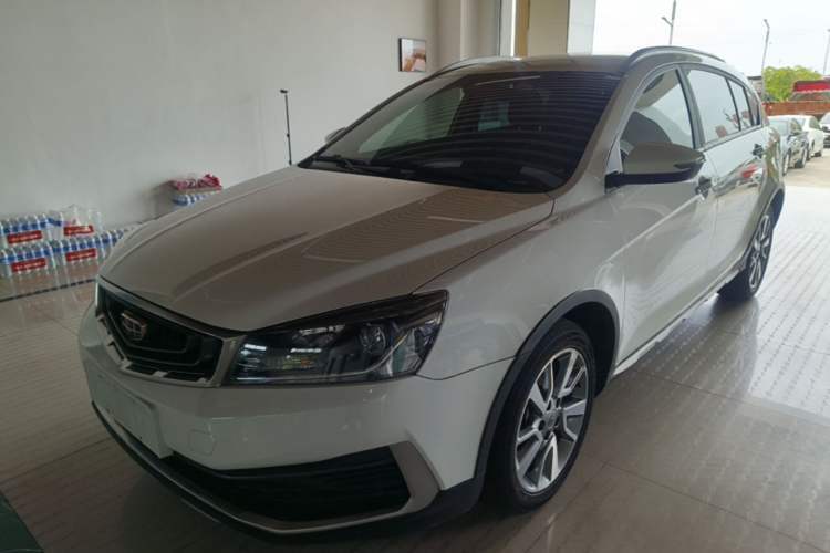 Geely Auto Vision S1 2018 1.5L CVT Fongchi Model مستعملة Guazi used car, China used car export, Used car for sale, Used  cars, Cheapest cars for sale
