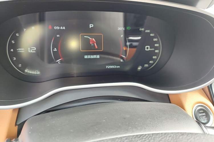 Used Geely Auto Vision S1 2018 1.4T CVT FENGXING Model Odometer Close Up