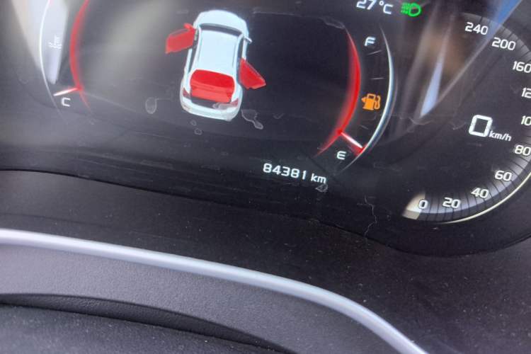 Used Geely Auto Vision S1 2018 1.5L Manual FENGXING Model Odometer Close Up