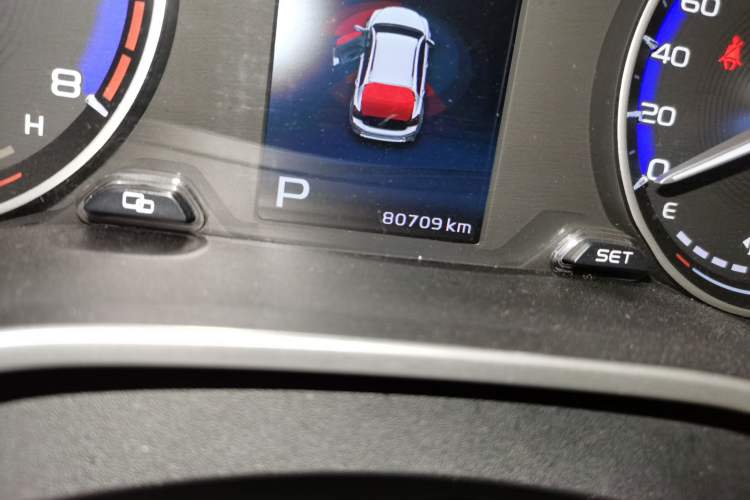 Used Geely Auto Vision S1 2018 1.4T CVT Fengchi Model Odometer Close Up