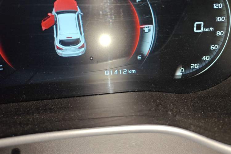 Used Geely Auto Vision S1 2018 1.4T CVT FENGXING Model Odometer Close Up