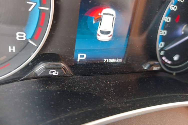 Used Geely Auto Vision S1 2018 1.4T CVT Fengchi Model Odometer Close Up
