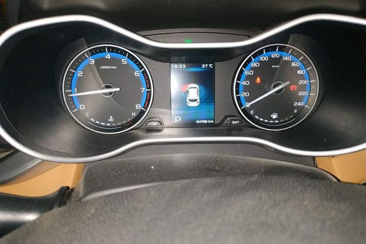 Used Geely Auto Vision S1 2018 1.4T CVT Fengchi Model Odometer Close Up