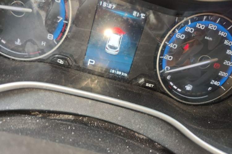 Used Geely Auto Vision S1 2018 1.4T CVT Fengchi Model Odometer Close Up