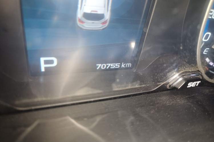 Used Geely Auto Vision S1 2018 1.5L CVT FENGXING Model Odometer Close Up