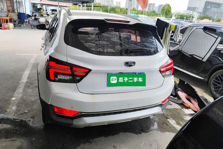 Used Geely Auto Vision S1 2018 1.4T CVT Fengchi Model Rear