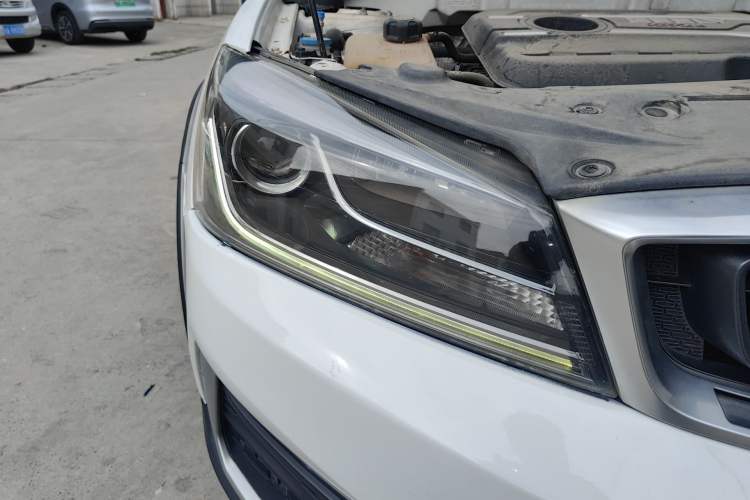 Used Geely Auto Vision S1 2018 1.4T CVT Fengchi Model Right Front Headlight