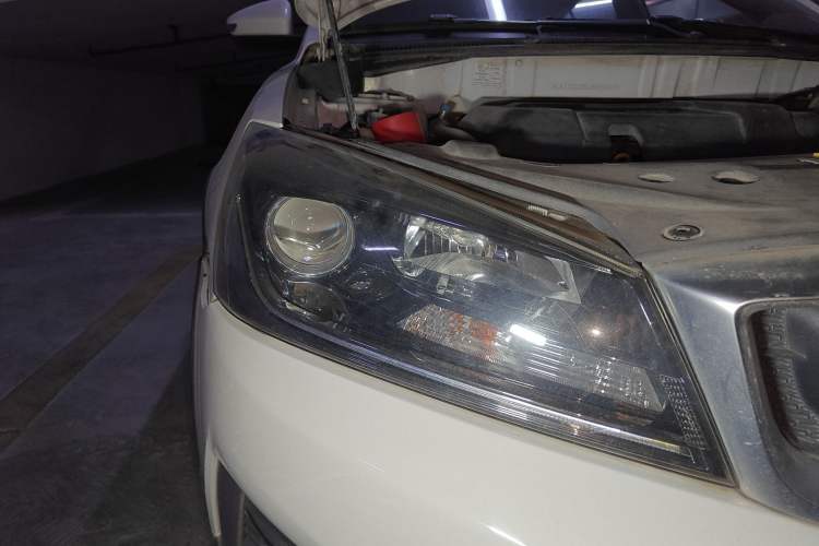 Used Geely Auto Vision S1 2018 1.5L Manual FENGXING Model Right Front Headlight