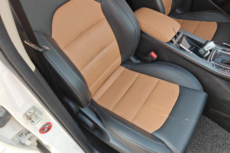 Used Geely Auto Vision S1 2018 1.4T CVT Fengchi Model Right Front Seat