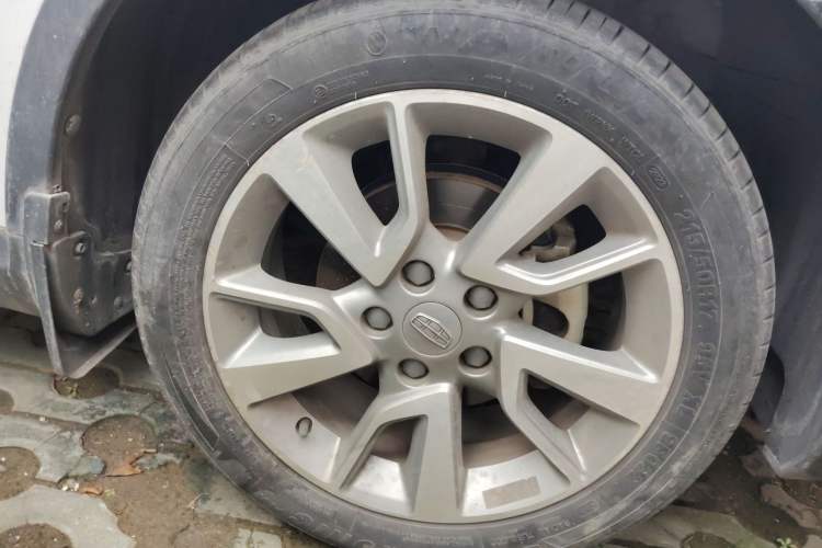Used Geely Auto Vision S1 2018 1.5L Manual Fong Chi Model Right Front Wheel Hub