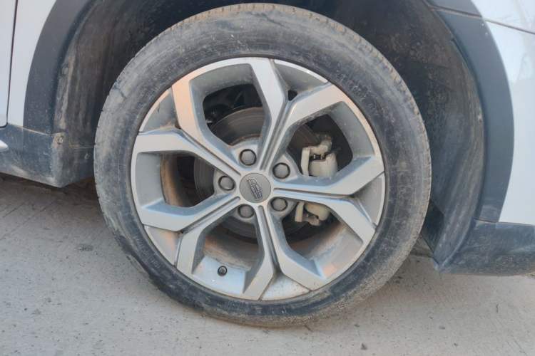 Used Geely Auto Vision S1 2018 1.5L Manual FENGXING Model Right Front Wheel Hub