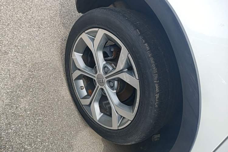 Used Geely Auto Vision S1 2018 1.5L CVT FENGXING Model Right Rear Wheel Hub