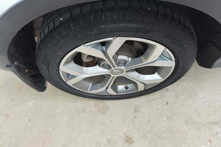Used Geely Auto Vision S1 2018 1.5L Manual FENGXING Model Right Rear Wheel Hub