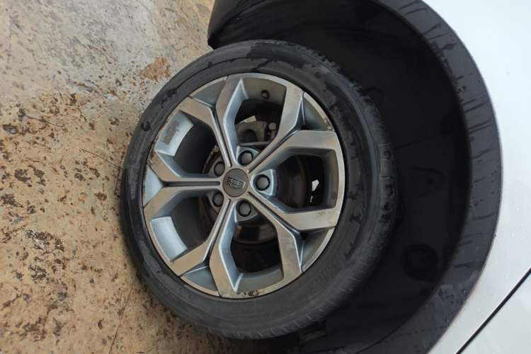 Used Geely Auto Vision S1 2018 1.4T CVT FENGXING Model Right Rear Wheel Hub