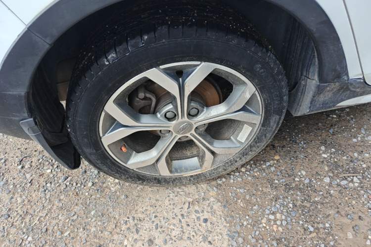 Used Geely Auto Vision S1 2018 1.4T CVT FENGXING Model Right Rear Wheel Hub