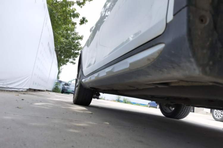 Used Geely Auto Vision S1 2018 1.4T CVT Fengchi Model Right Side Sill