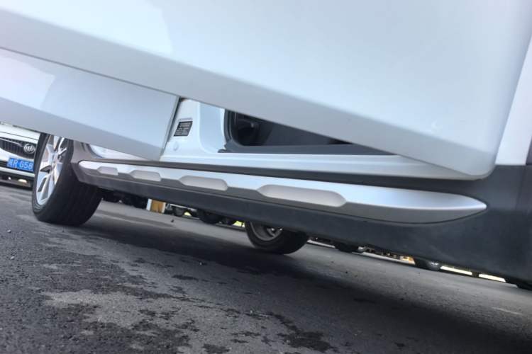 Used Geely Auto Vision S1 2018 1.5L Manual Fong Chi Model Right Side Sill