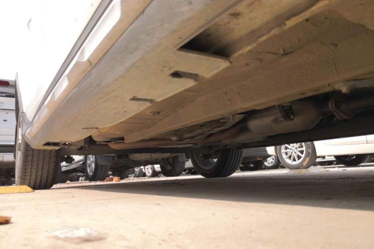 Used Geely Auto Vision S1 2018 1.5L CVT FENGXING Model Right Side Sill