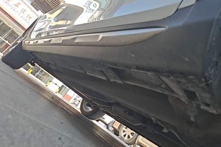 Used Geely Auto Vision S1 2018 1.4T CVT FENGXING Model Right Side Sill