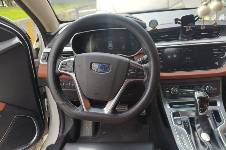 Used Geely Auto Vision S1 2018 1.5L CVT FENGXING Model Steering Wheel