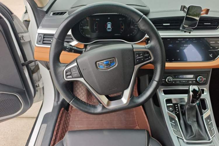 Used Geely Auto Vision S1 2018 1.4T CVT FENGXING Model Steering Wheel