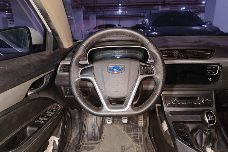 Used Geely Auto Vision S1 2018 1.5L Manual FENGXING Model Steering Wheel
