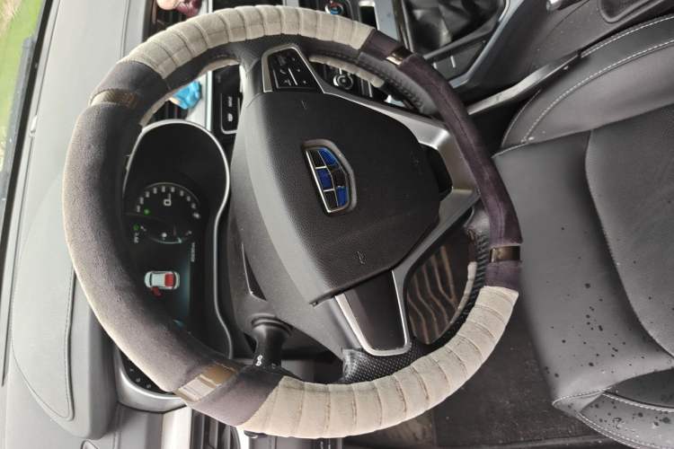 Used Geely Auto Vision S1 2018 1.5L Manual FENGXING Model Steering Wheel